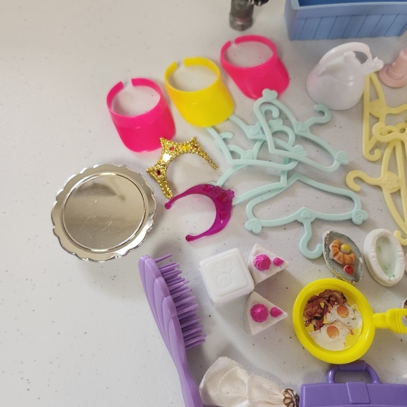 Vintage Lot Barbie Doll House Accessories 90s 1990s Scuba Kitchen Food Hangers - Picture 8 of 16